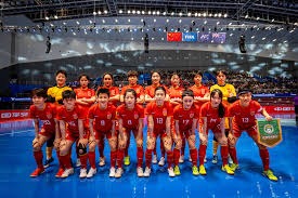 连续支持球队86年的皇家社会1号会员去世，享年96岁